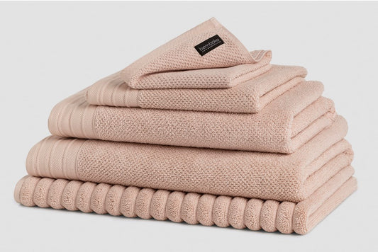 Bemboka Bath Towel, Jacquard Weave, 100% Cotton, 650gsm, Blush